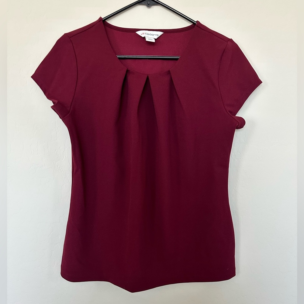 Liz Claiborne size Small Burgundy top
